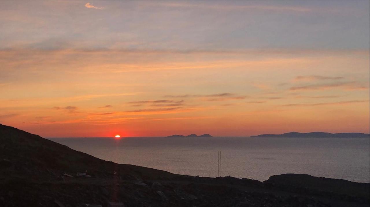 Cuas A' Gamhna Bed & Breakfast Valentia Island Exterior photo